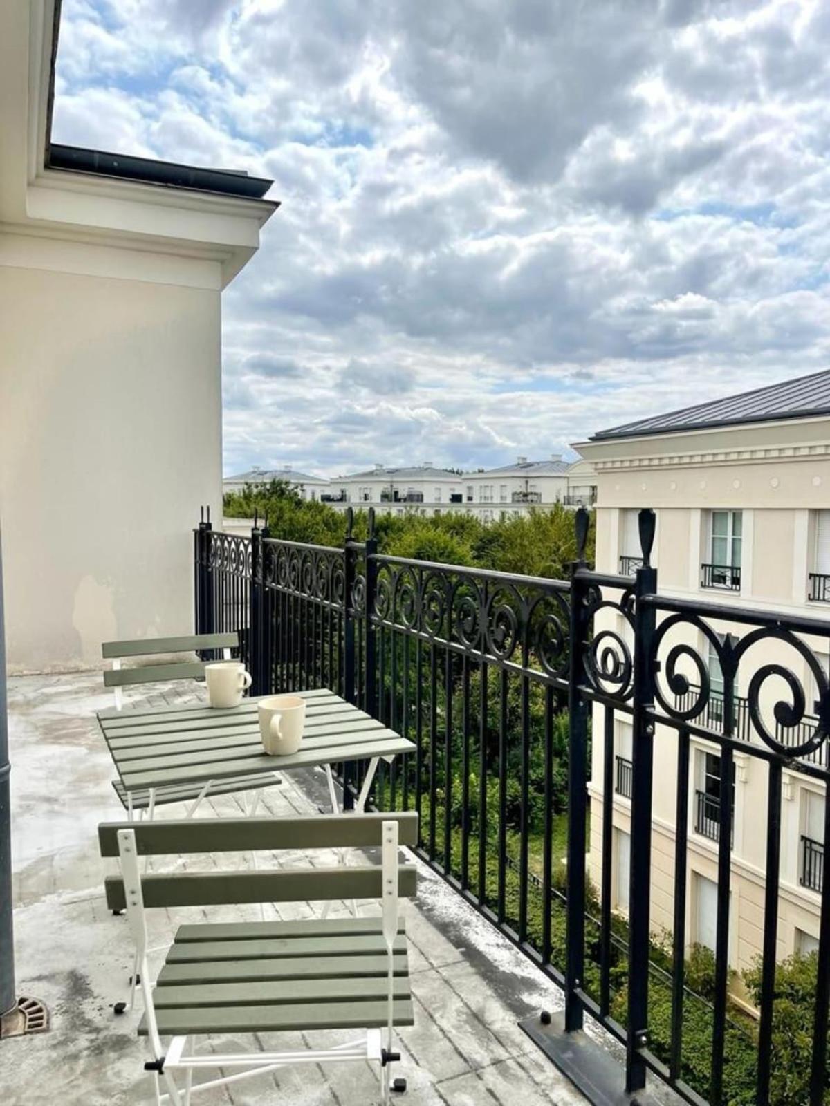 Suites Rive Gauche - 8Min De Disney - Chez Michel Serris Exterior photo